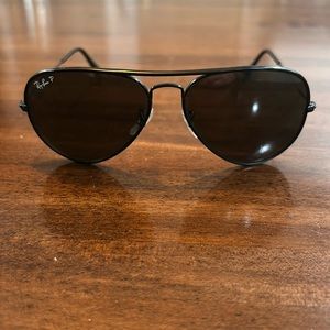 Ray-Ban Polarized Aviator Sunglasses